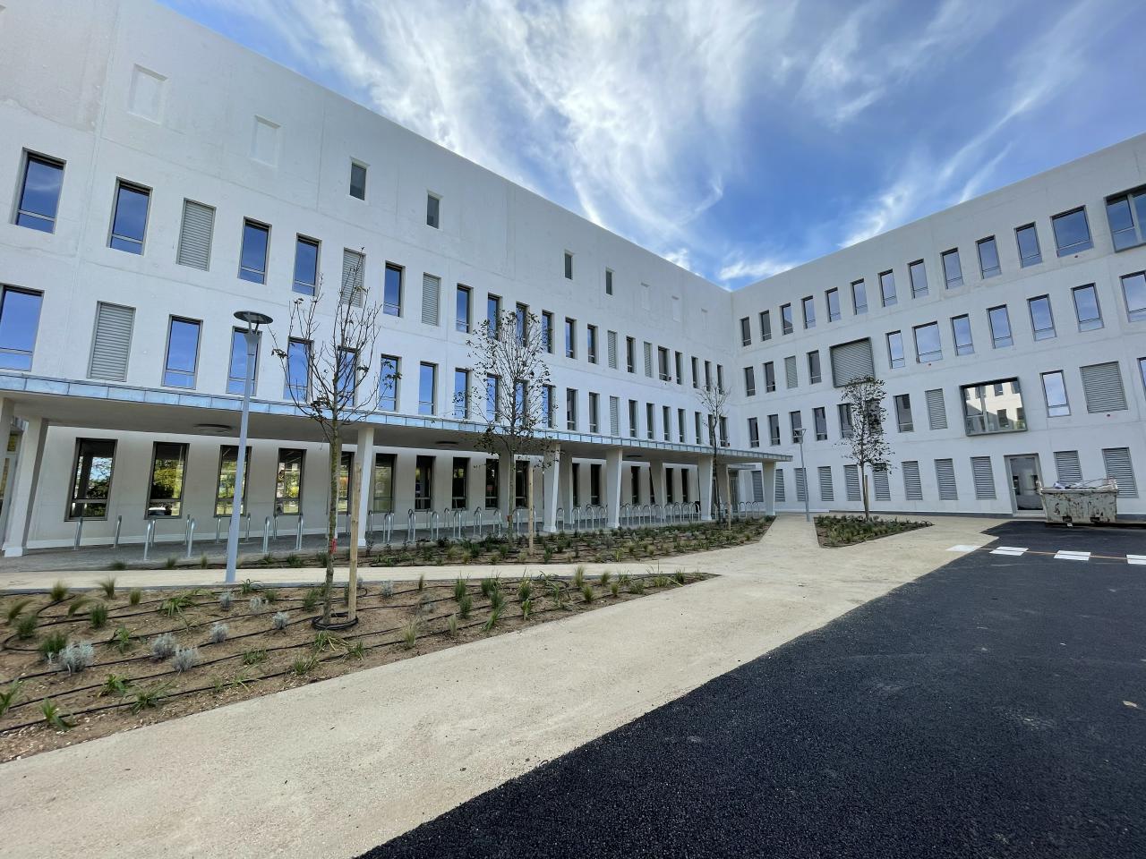 Bureau Aix-en-Provence 915m² Location bureau Aix-en-Provence Bouches-du-Rhône OLBUR2115118 22